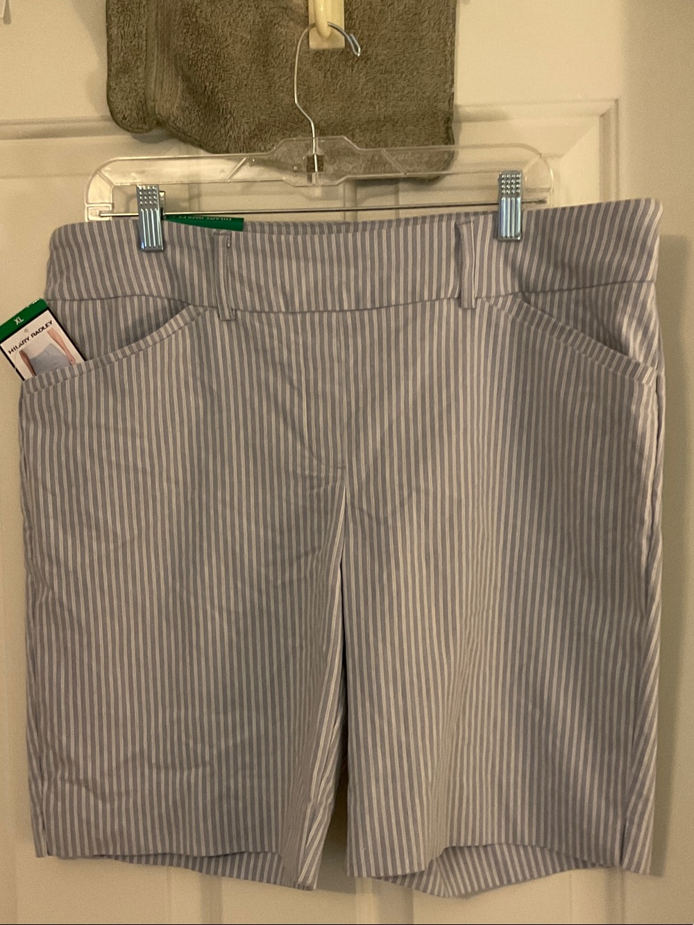 Hilary Ridley Light Blue/White Striped Bermuda Shorts NWTs. Sz XL